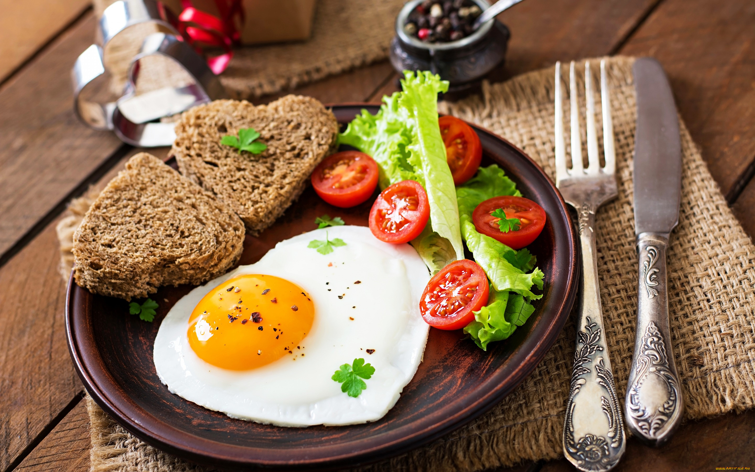 ,  , tomatoes, bread, egg, , , , , , , , 